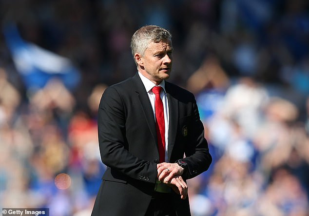 M.U thất bại liên tiếp, Pogba quay lưng với Solskjaer 2 HLV Ole Solskjaer