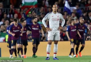 Van Dijk mắc sai lầm nghiêm trọng thất bại trước Barca 2 Van Dijk