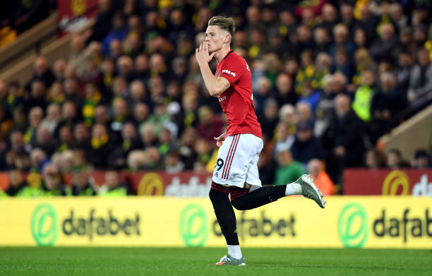 Cuộc bỏ phiếu hấp dẫn NHM vẫn tin M.U lọt top 4 2 Scott McTominay